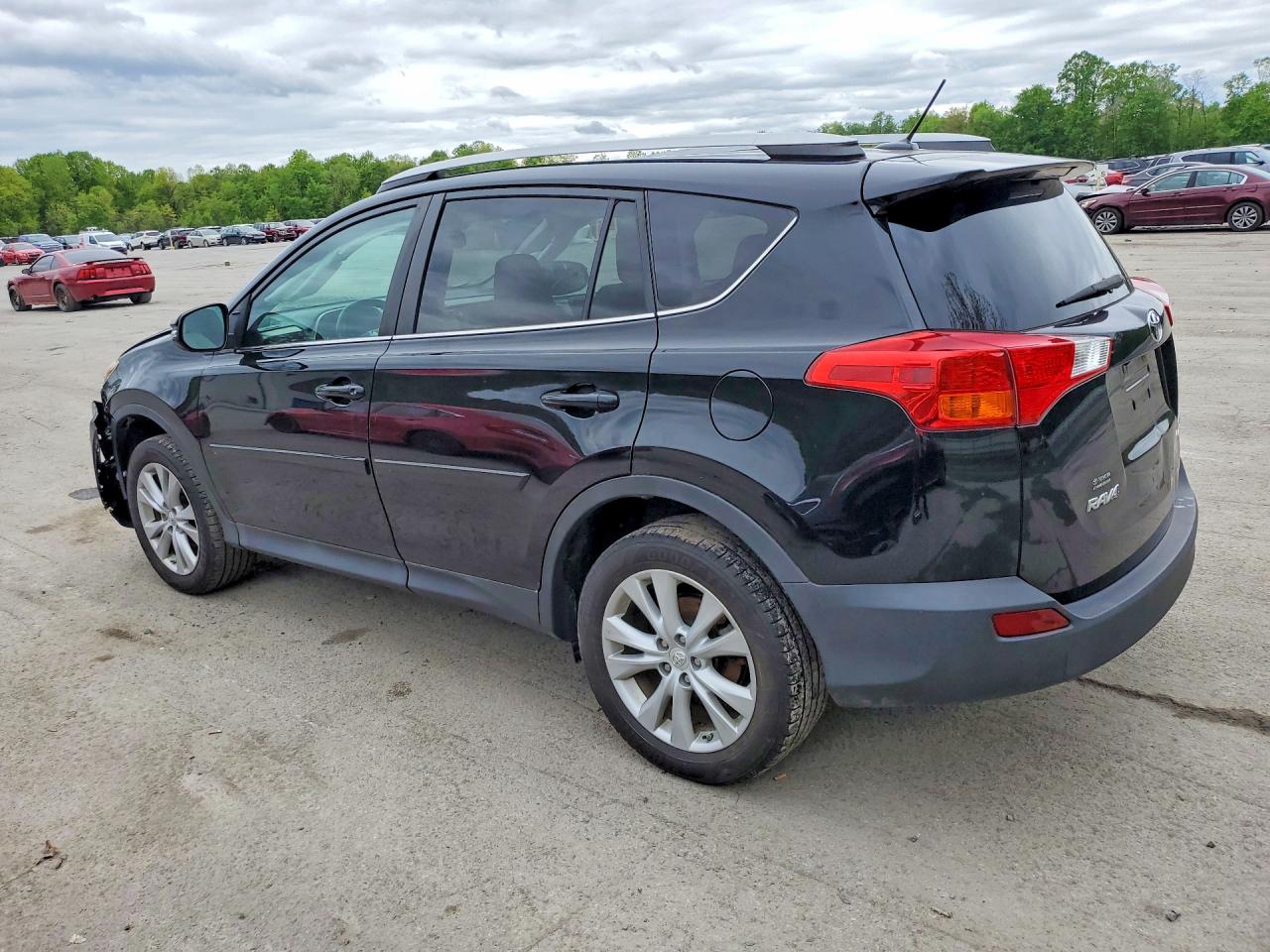 2014 TOYOTA RAV 4 — VIN 2T3DFREV2EW181663 — photo 2